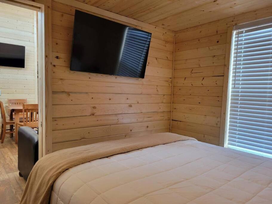 080 Tiny Home Nr Grand Canyon South Rim Sleeps 8 Вал Екстериор снимка